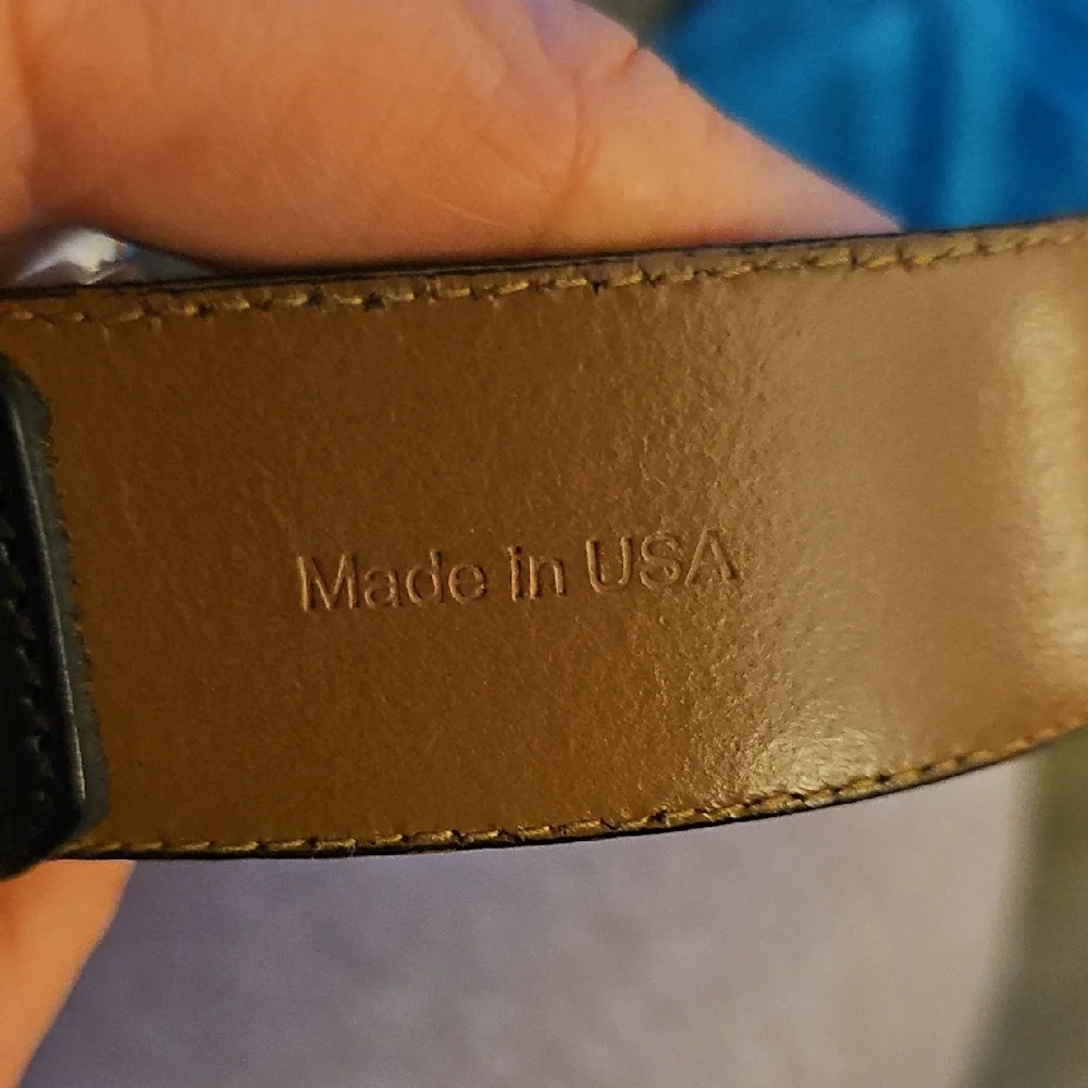 Allen Edmonds Black Leather Belt - Picture 6 of 7